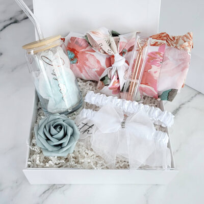 Bride to be Gifts Hamper | Best gift idea for Bridal shower Cute Handpicked Gift  Hampers Basket with Bride To Be Sash & Personalized Satin Robe. Thoughtful  Bride to be Gifts box